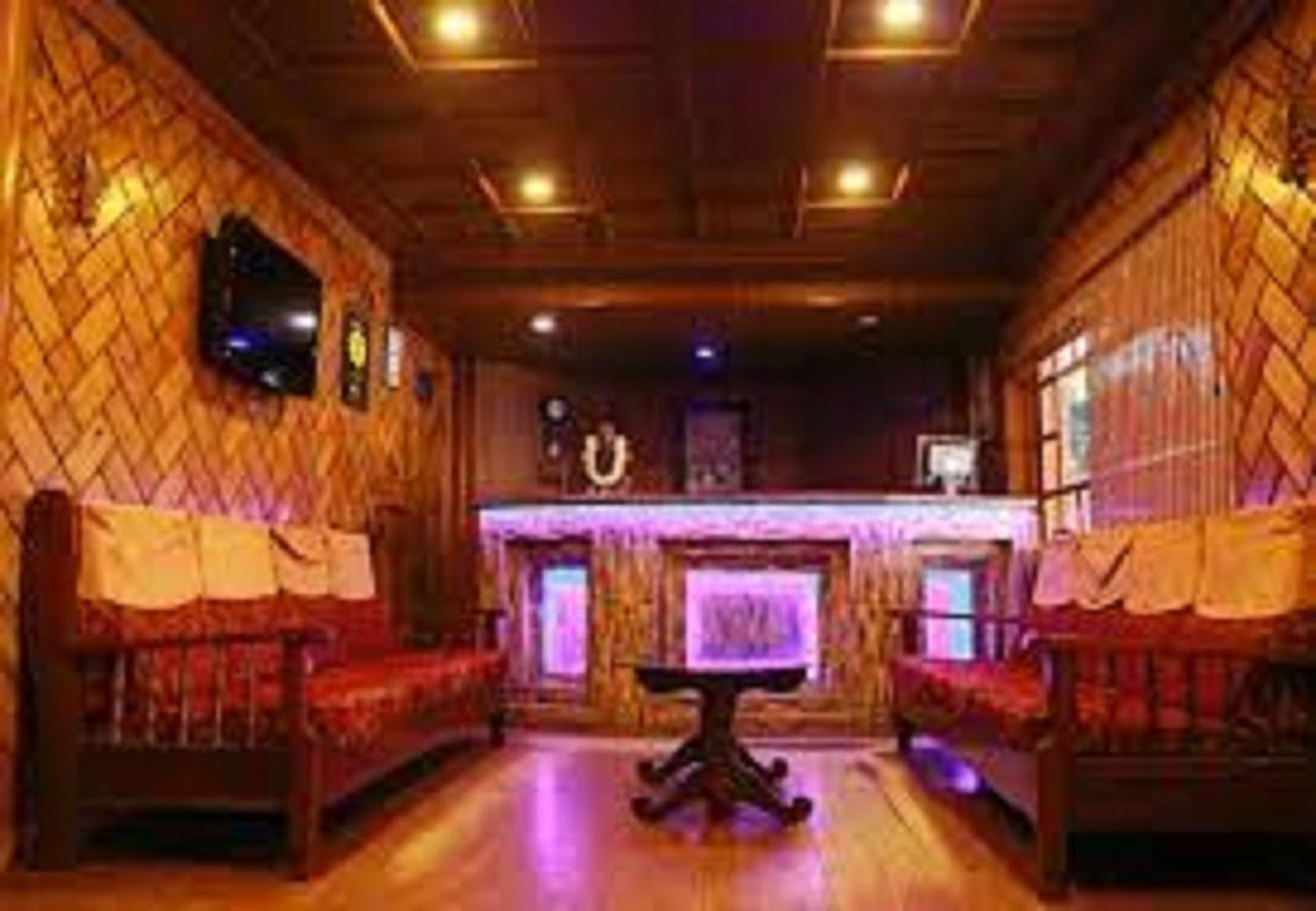 Hotel Blue Bird Ooty Dış mekan fotoğraf