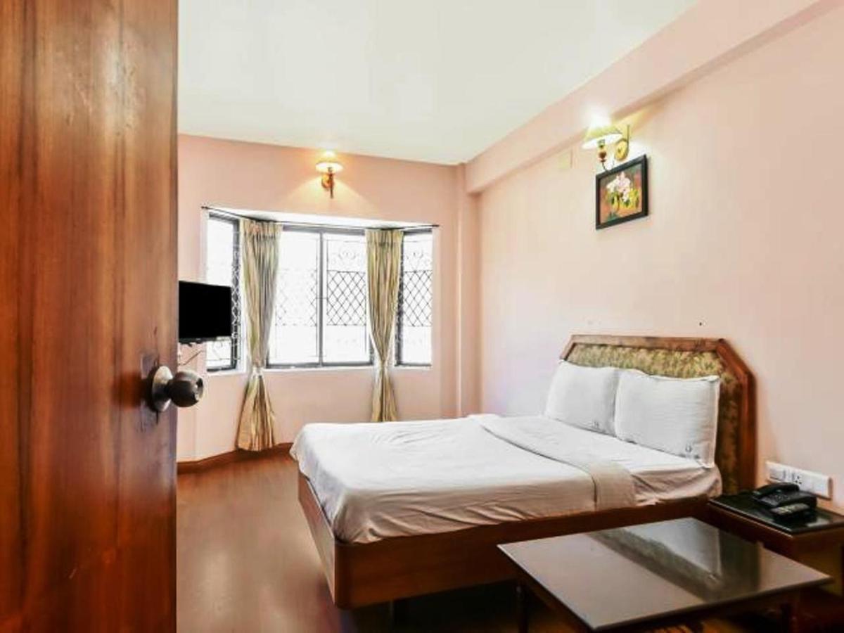 Hotel Blue Bird Ooty Dış mekan fotoğraf