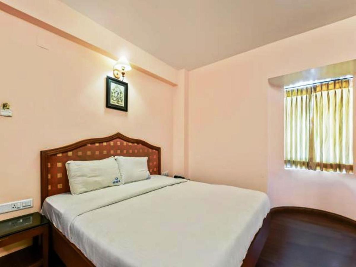 Hotel Blue Bird Ooty Dış mekan fotoğraf